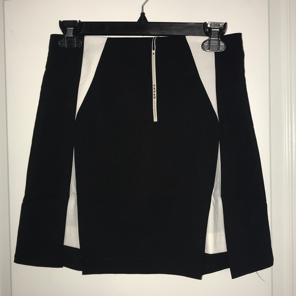 Rehab Black Mini Skirt - Picture 4 of 4